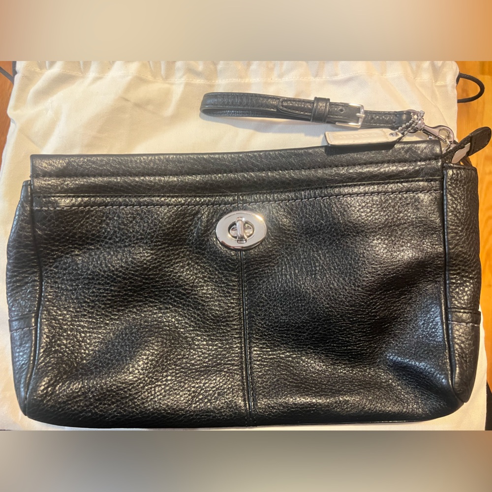 COACH PARK BLACK LEATHER LARGE CLUTCH